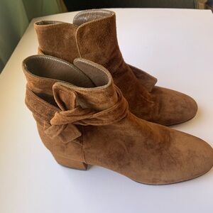 Gianvito Rossi brown suede booties with side tie